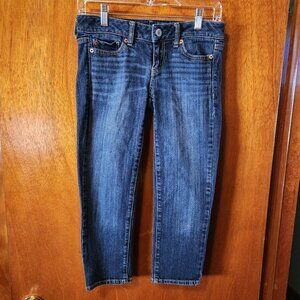 Women's Size 2 American Eagle Stretch Skinny Dark Blue Denim Capris